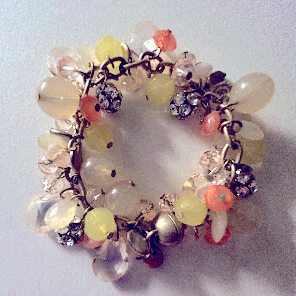 Free💰 add 1 w/bundle LOFT Cha Cha bracelet bright citrus crystals magnetic 7”